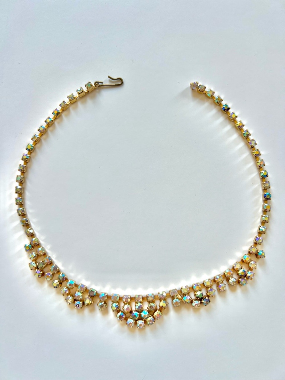 Vintage 1950s aurora borealis necklace